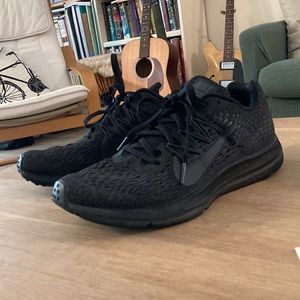 Nike zoom winflo women’s 8.5